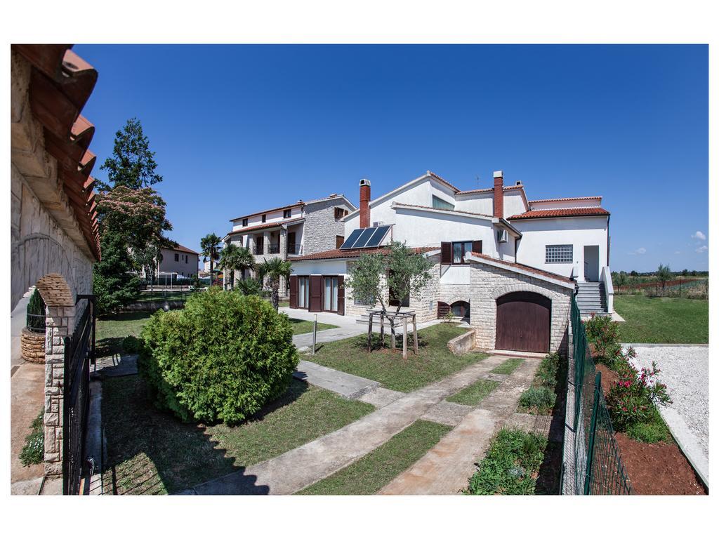 Moderno 2 Apartament *