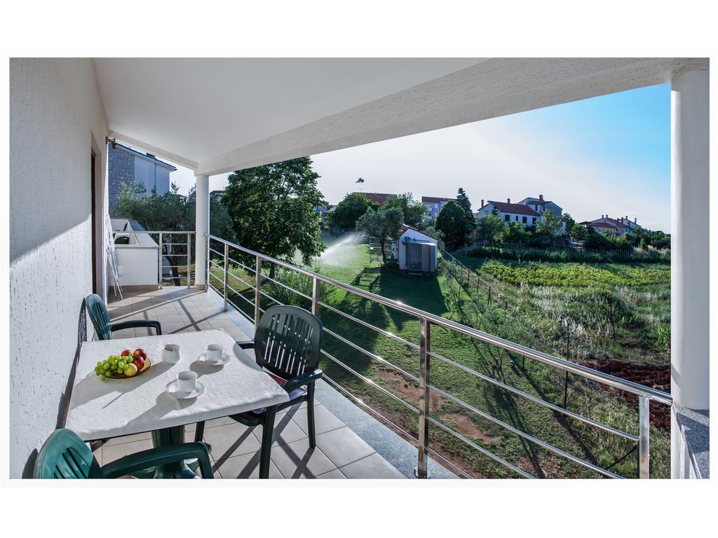 Apartment Moderno 2 *