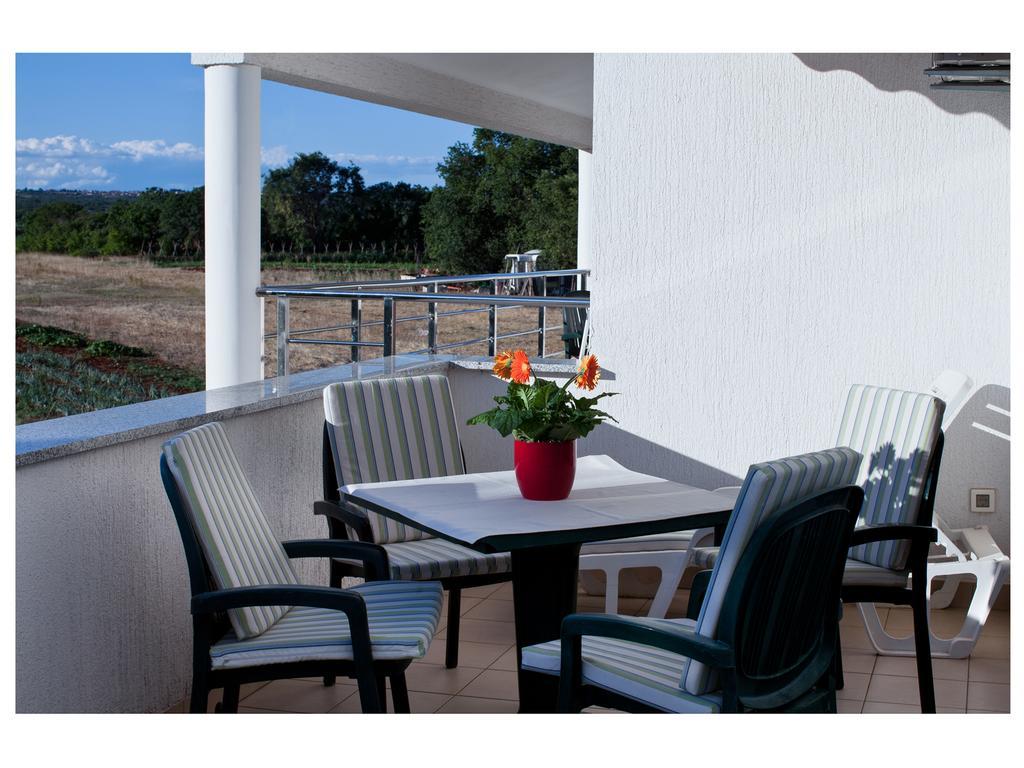 Apartment Moderno 2 *