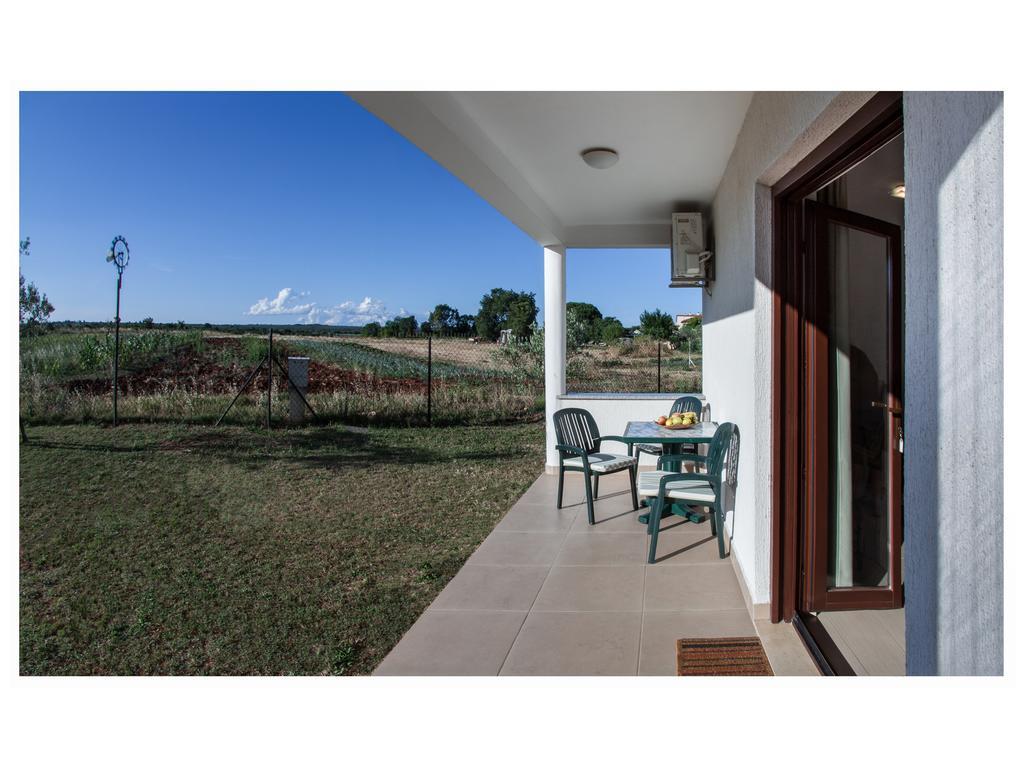 Moderno 2 Apartment *